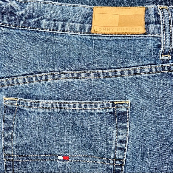 Tommy Hilfiger Women’s Jeans Size 16 Classic Boot Cut Blue Denim - Picture 6 of 7